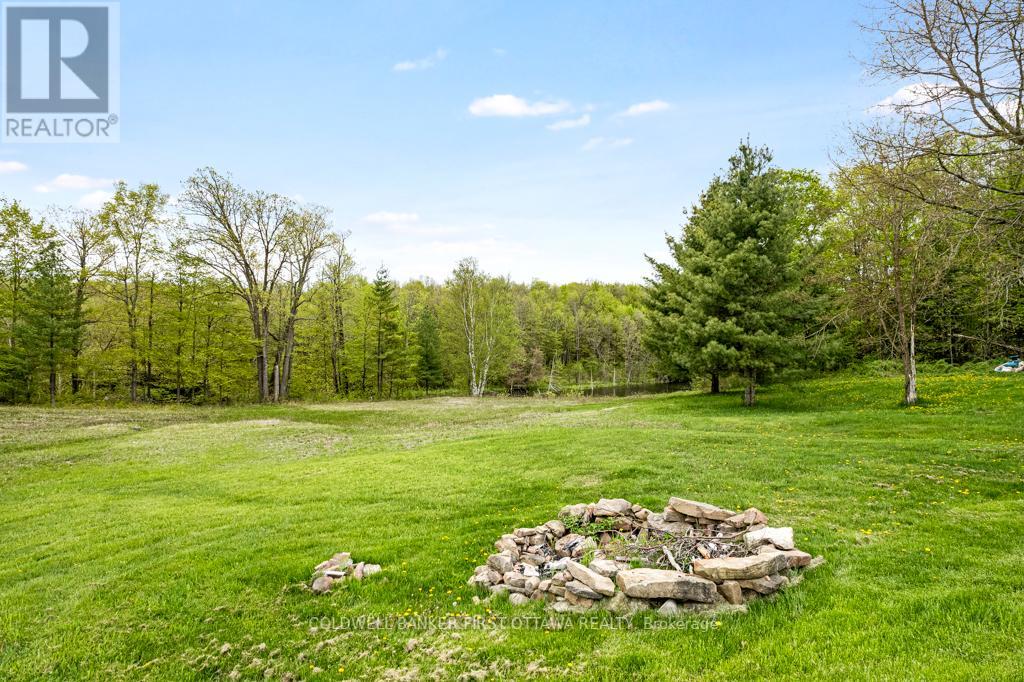 Photo 25 of 467 Lake Eloida Road, Elizabethtownkitley ON