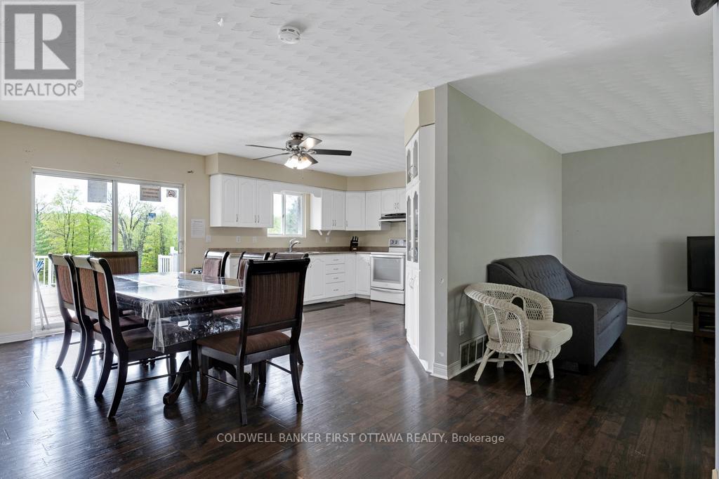Photo 19 of 467 Lake Eloida Road, Elizabethtownkitley ON