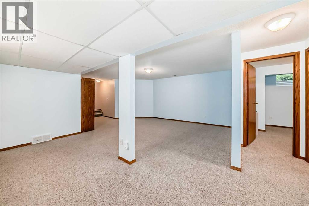 Photo 43 of 4904 42 Street, Ponoka AB
