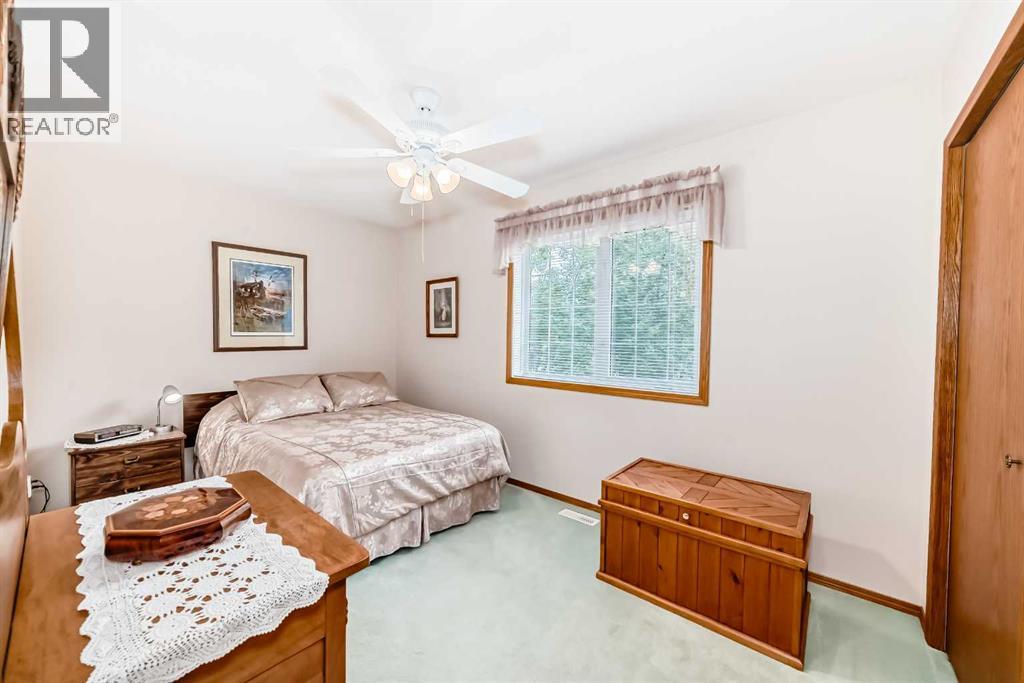 Photo 13 of 4904 42 Street, Ponoka AB