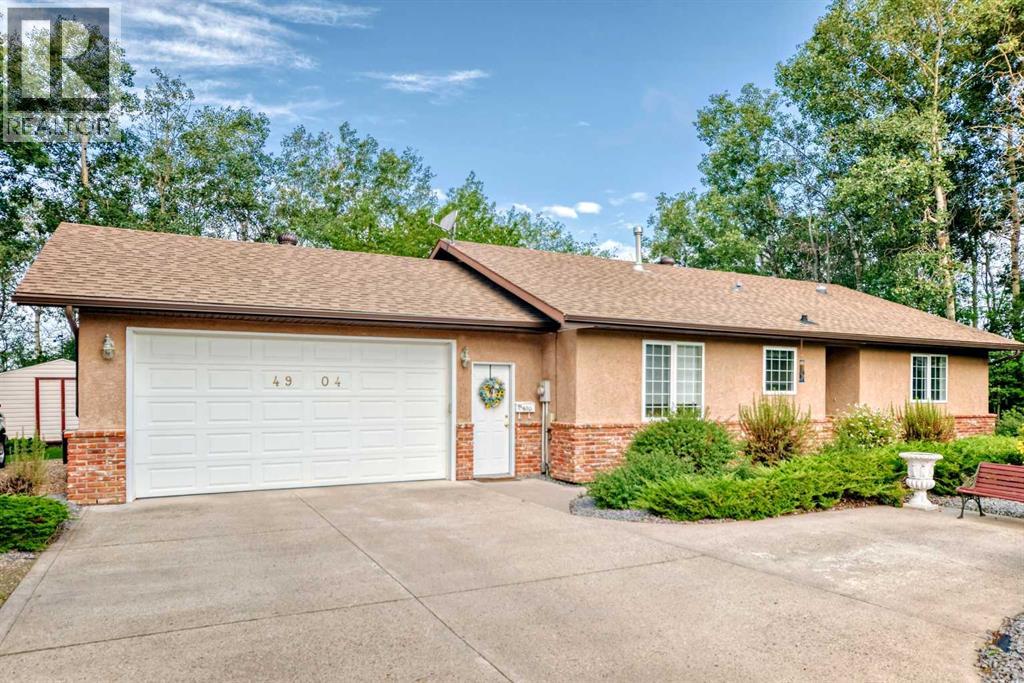 Photo 37 of 4904 42 Street, Ponoka AB