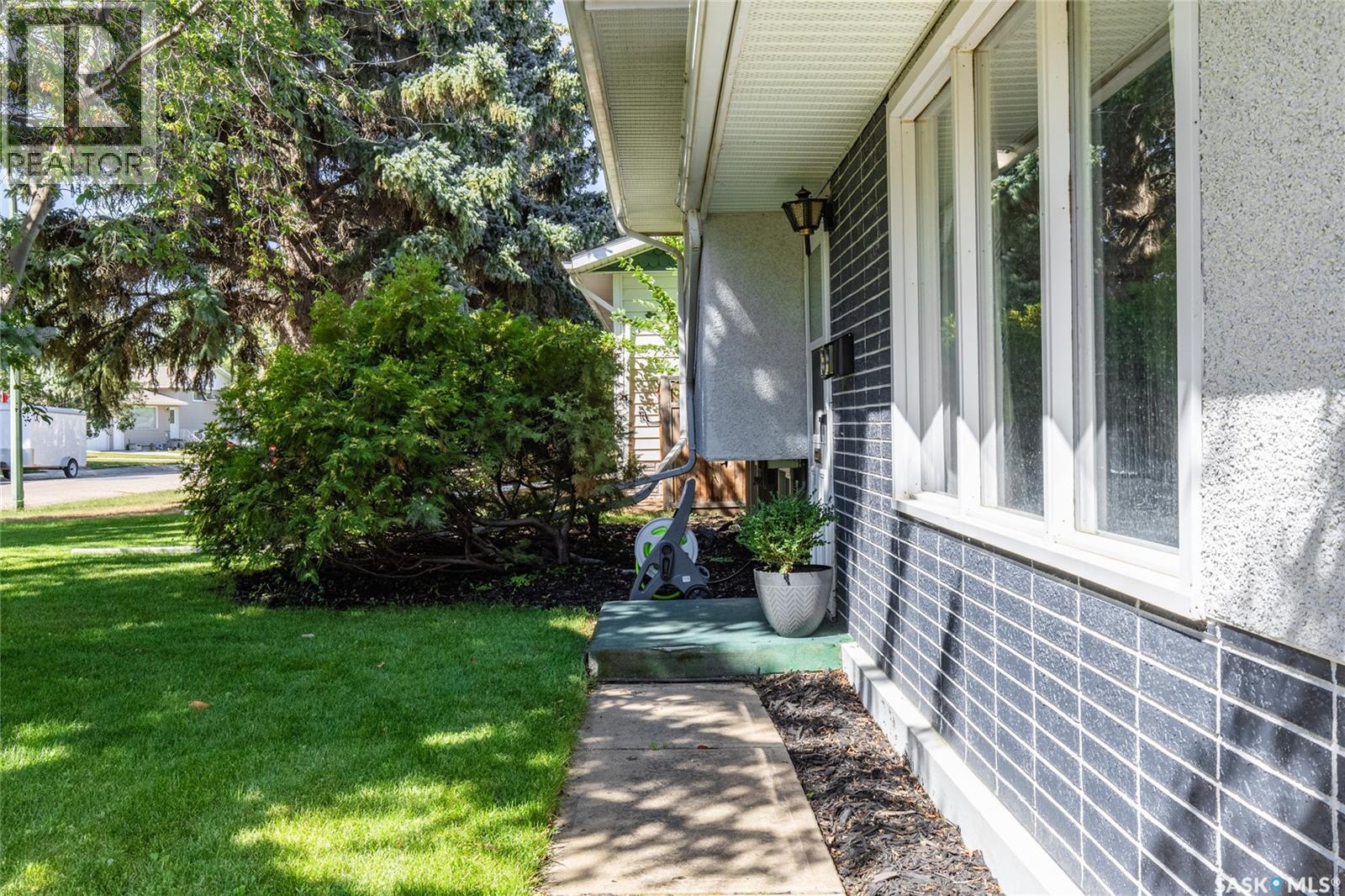 Photo 47 of 1301 Queen Crescent, Moose Jaw SK