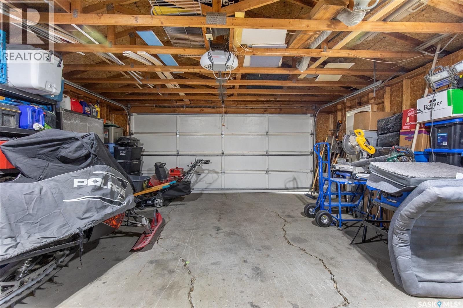 Photo 7 of 1301 Queen Crescent, Moose Jaw SK