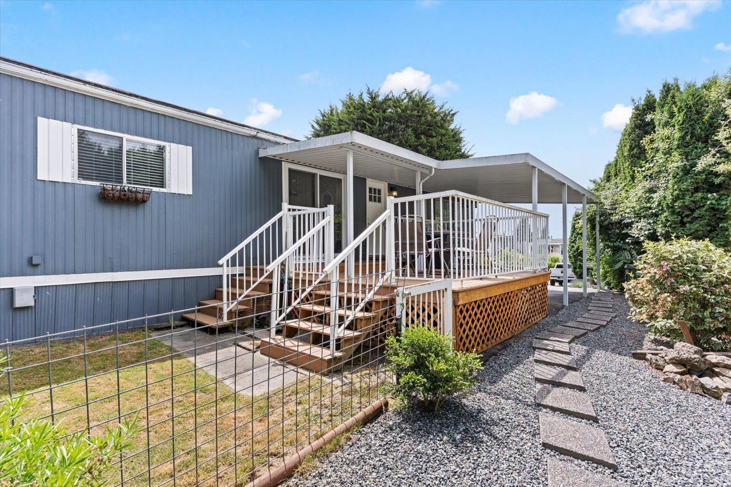 Photo 20 of 30 2035 Martens Street, Abbotsford BC
