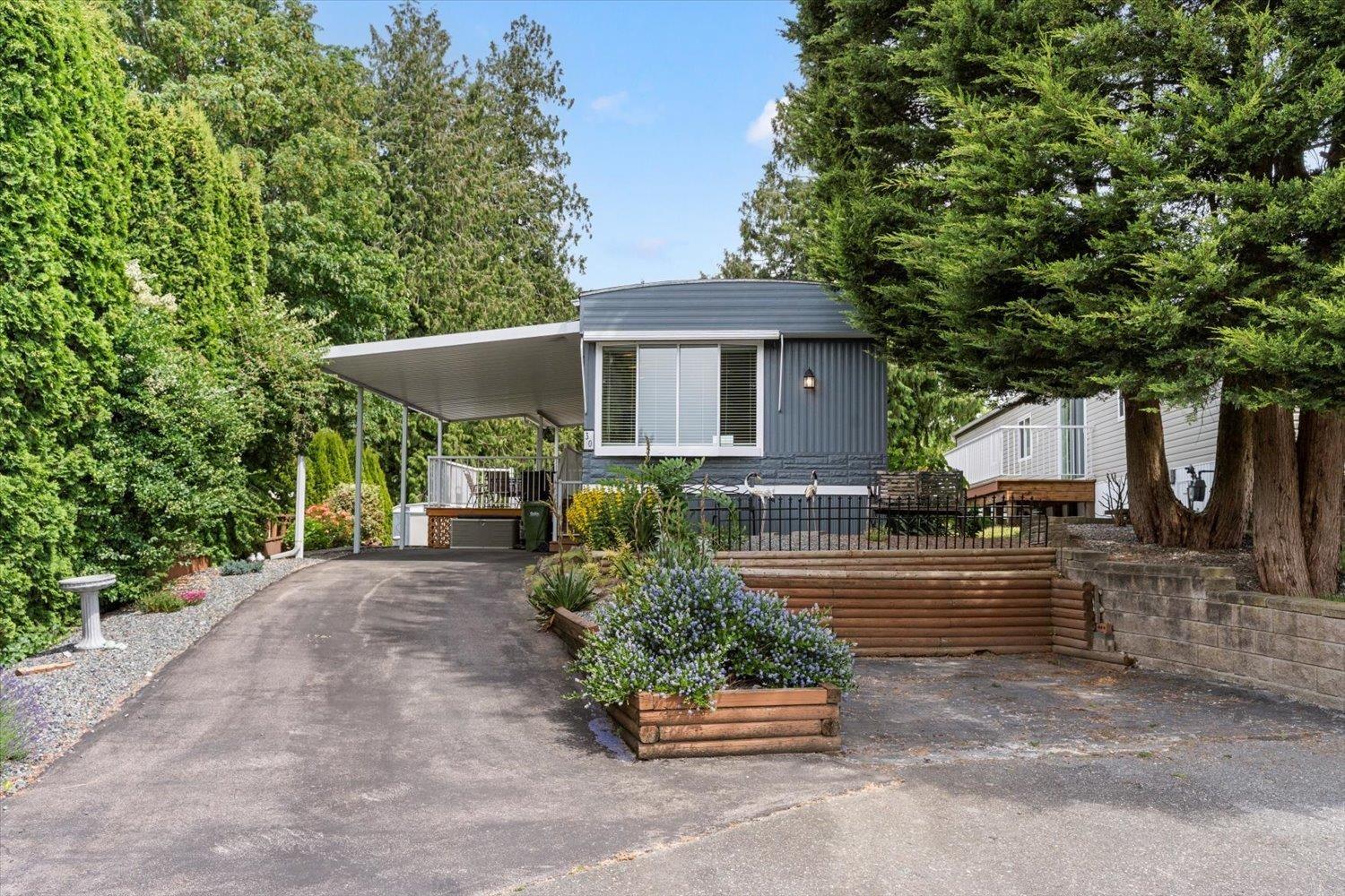 Photo 14 of 30 2035 Martens Street, Abbotsford BC
