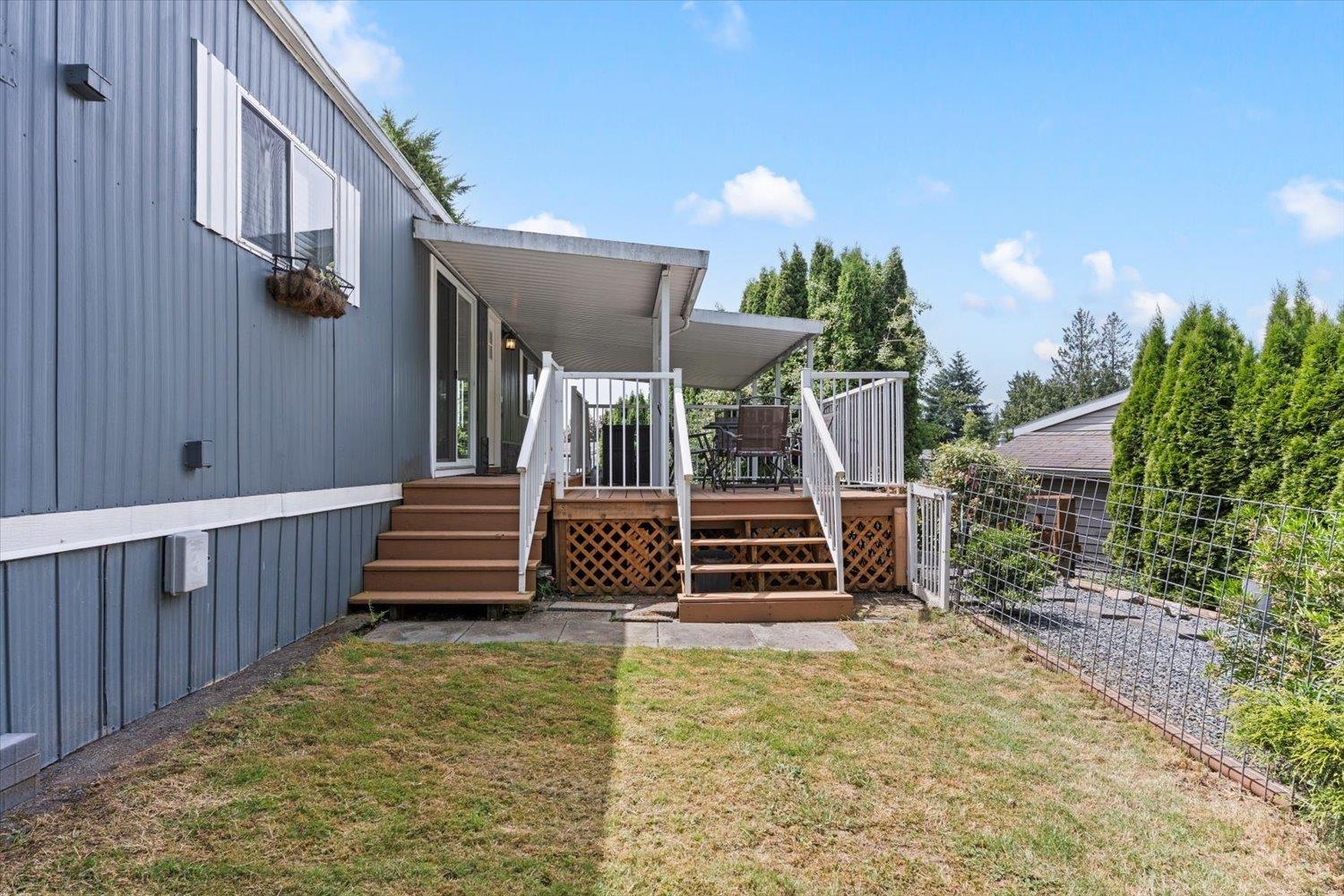 Photo 24 of 30 2035 Martens Street, Abbotsford BC