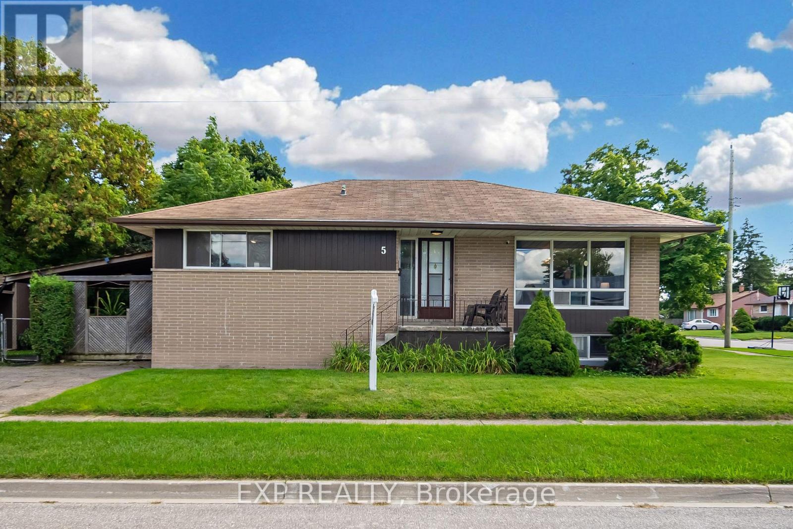 Photo 1 of 5 Gairey Drive, Halton Hills ON