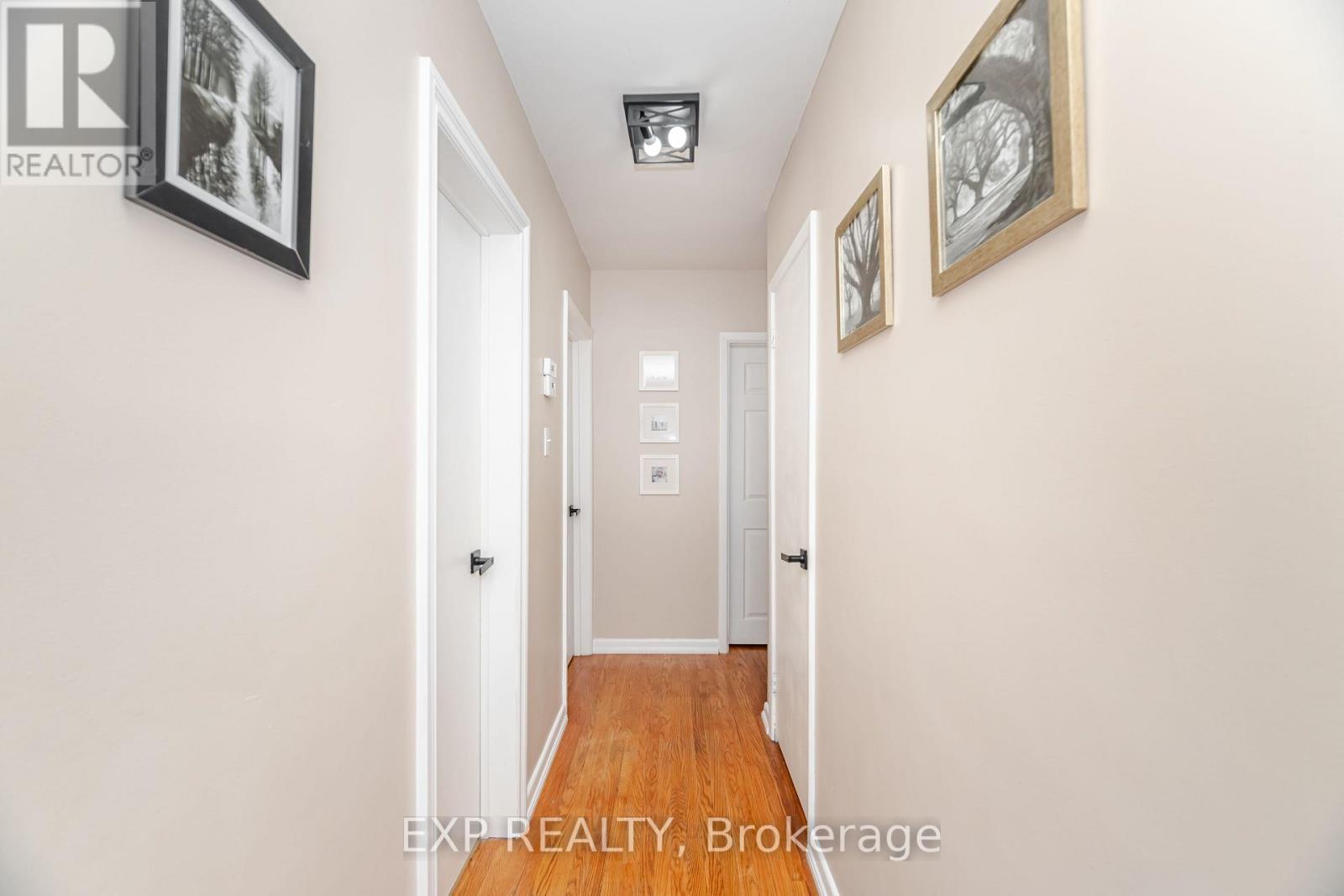 Photo 15 of 5 Gairey Drive, Halton Hills ON