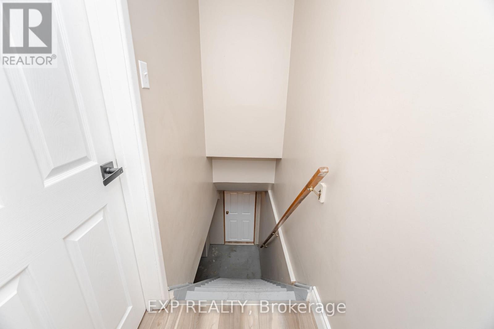 Photo 25 of 5 Gairey Drive, Halton Hills ON