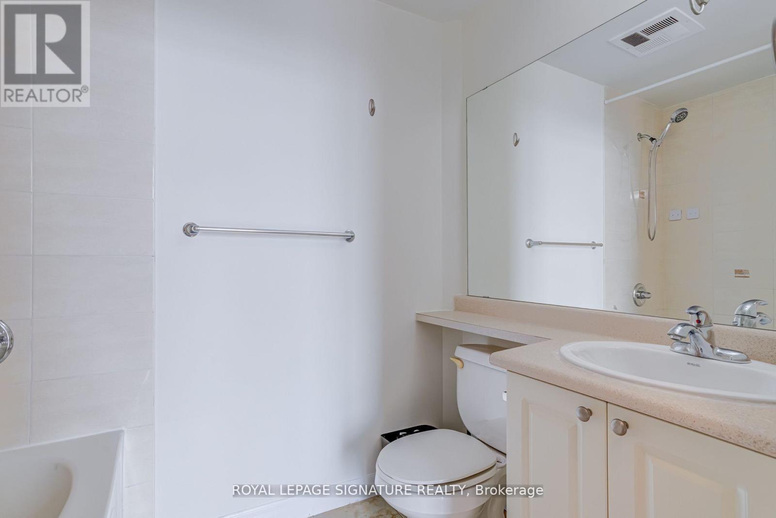Photo 14 of 1808 225 Webb Drive, Mississauga ON