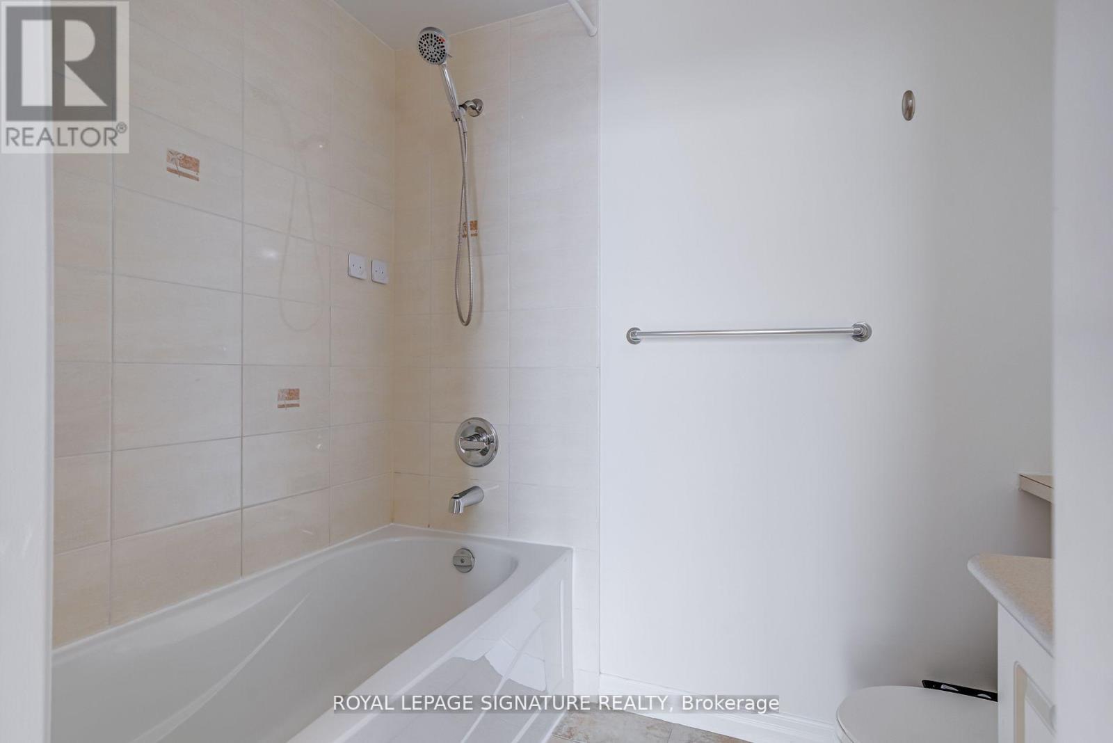 Photo 15 of 1808 225 Webb Drive, Mississauga ON