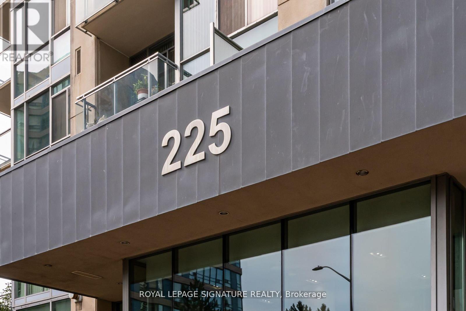 Photo 2 of 1808 225 Webb Drive, Mississauga ON