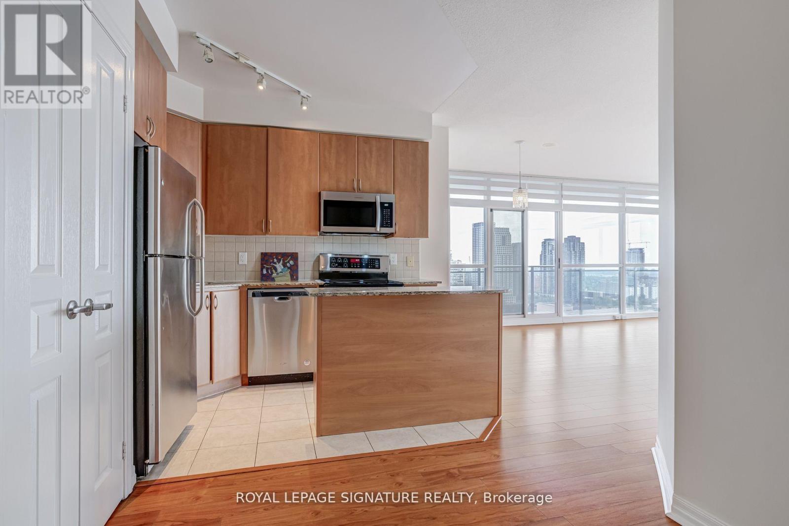 Photo 6 of 1808 225 Webb Drive, Mississauga ON