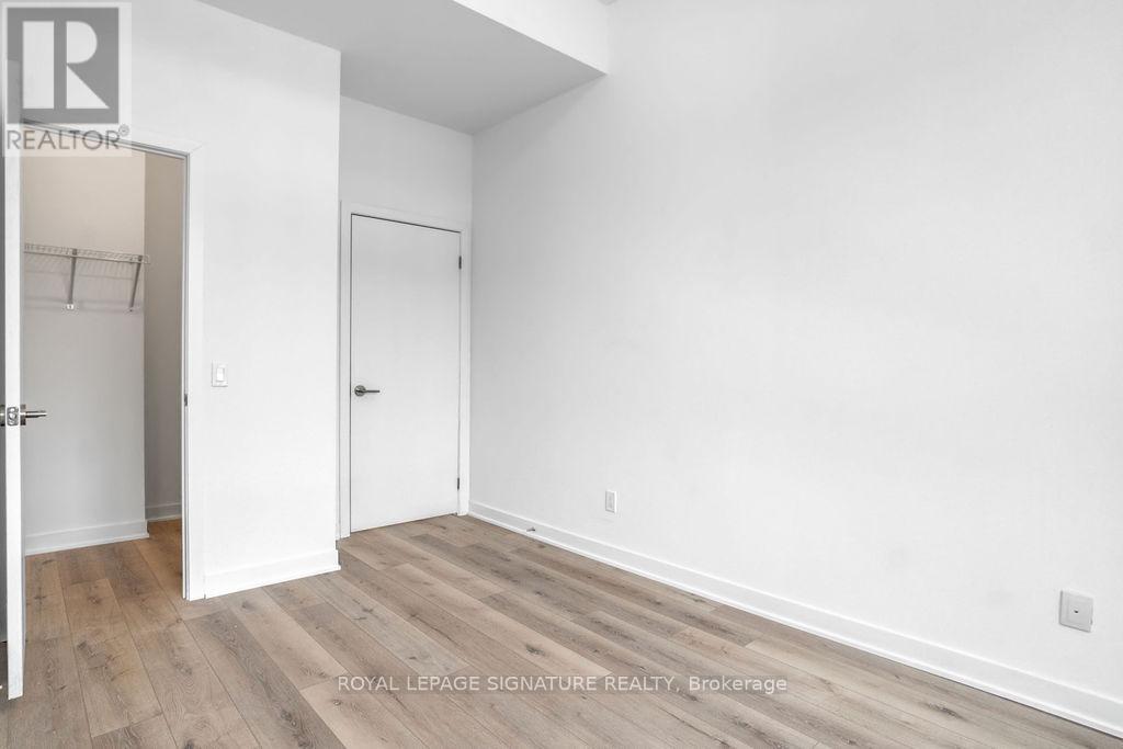 Photo 7 of 148 3025 Trailside Drive, Oakville ON