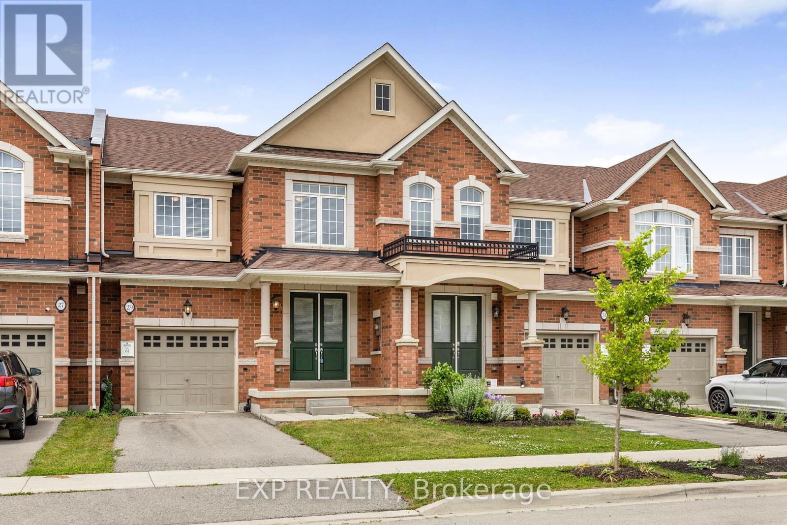 Photo 2 of 29 Heming Trail, Hamilton ON