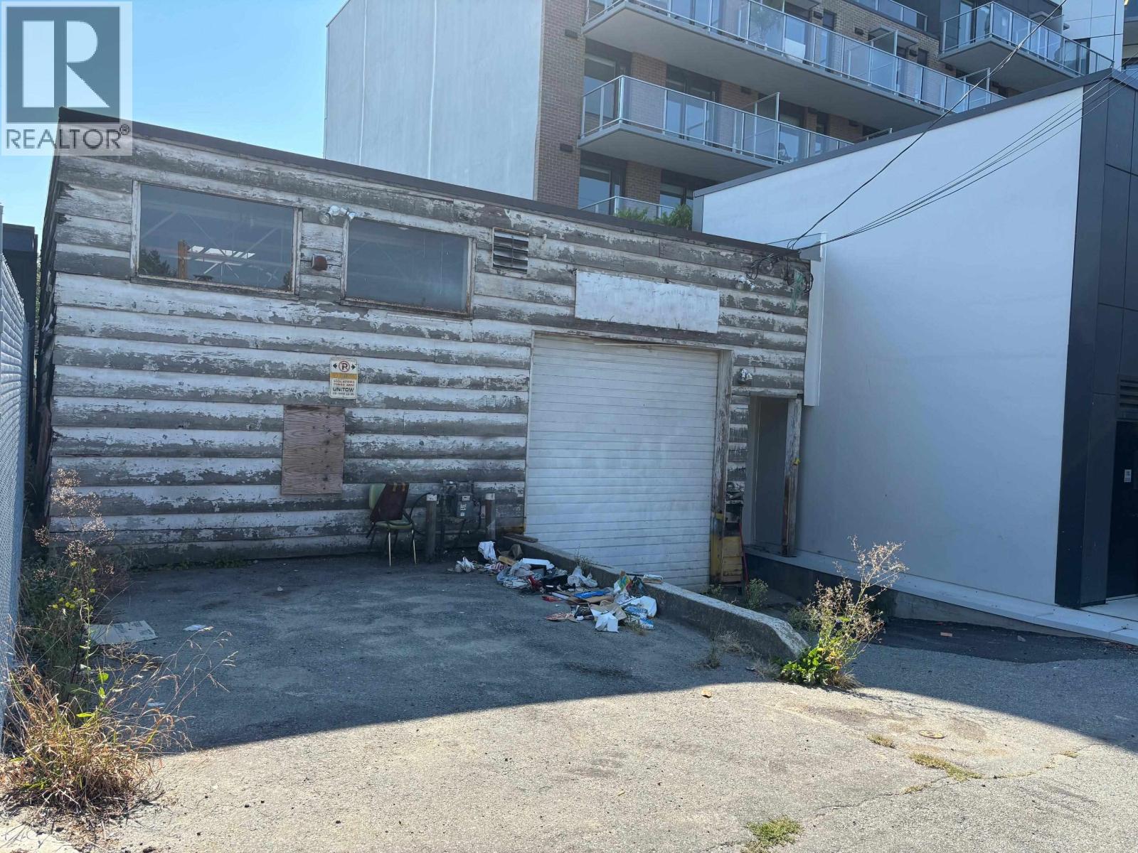 Photo 10 of 1129 Kingsway, Vancouver BC