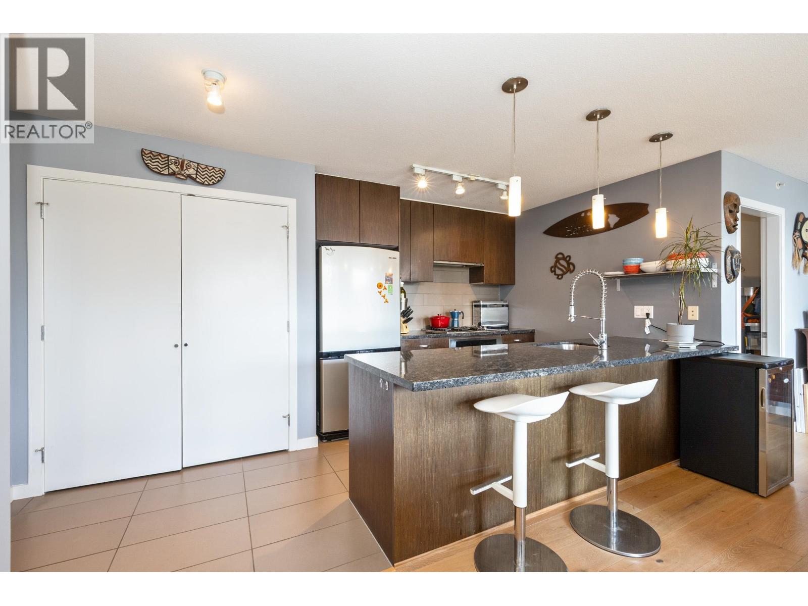 Photo 12 of 701 1185 The High Street, Coquitlam BC