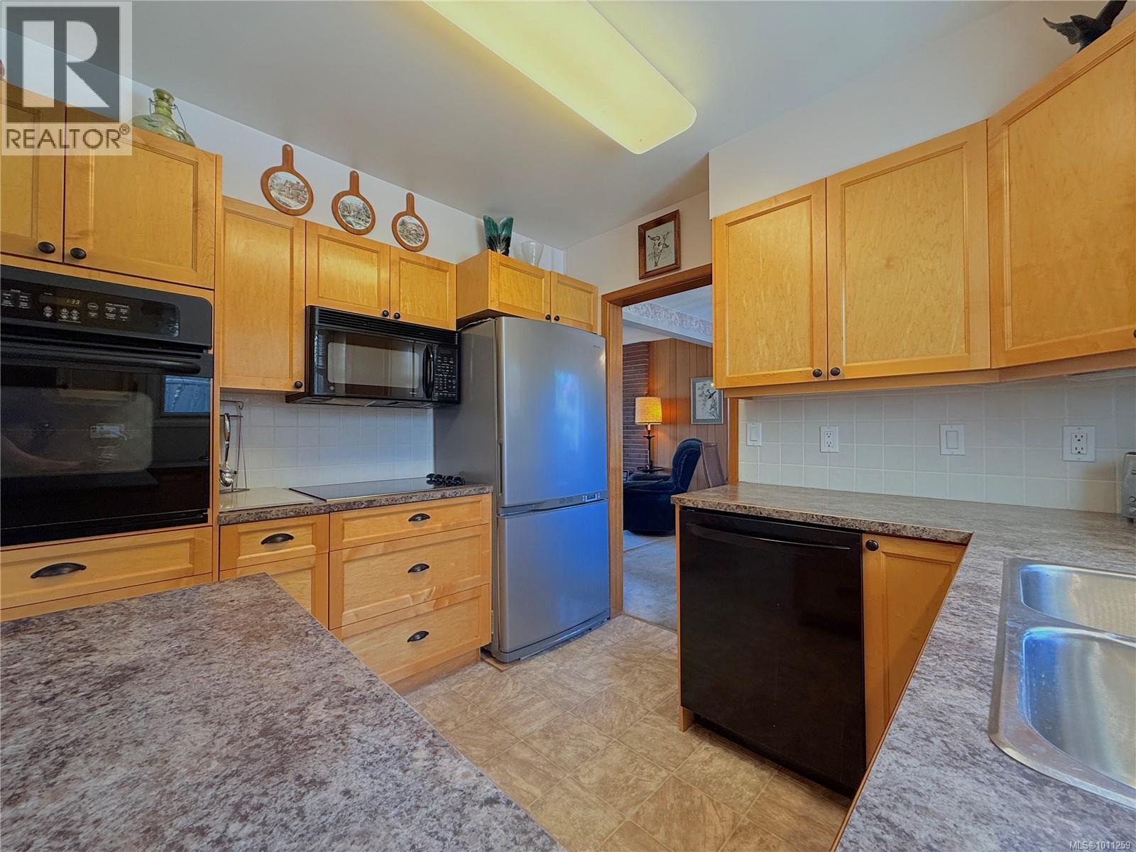 Photo 5 of 84 Ridgeview Pl, Campbell River BC