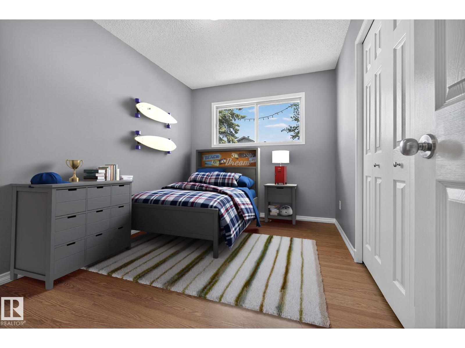 Photo 6 of 12420 47 St Nw, Edmonton AB