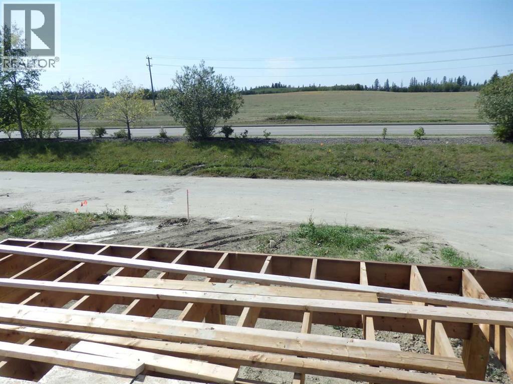 Single Family House Bi-level for Sale in  Emmett Crescent Evergreen Red Deer 