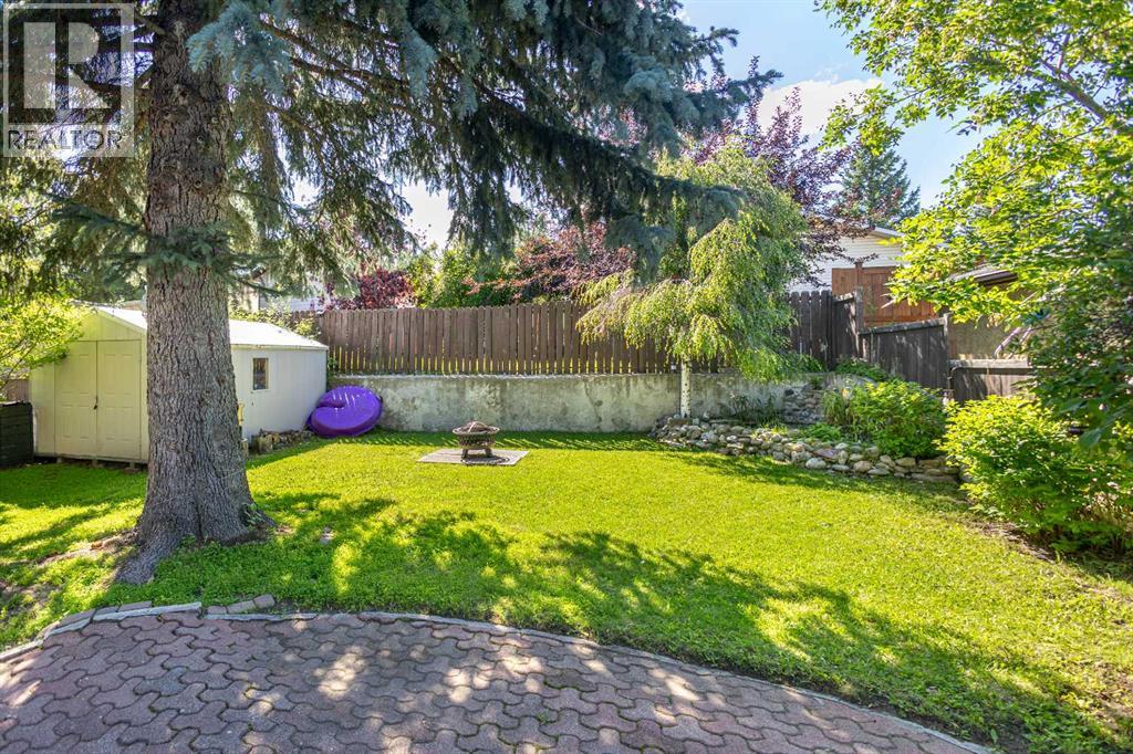 Single Family House Bi-level for Sale in  Brookpark Drive SW Braeside Calgary 