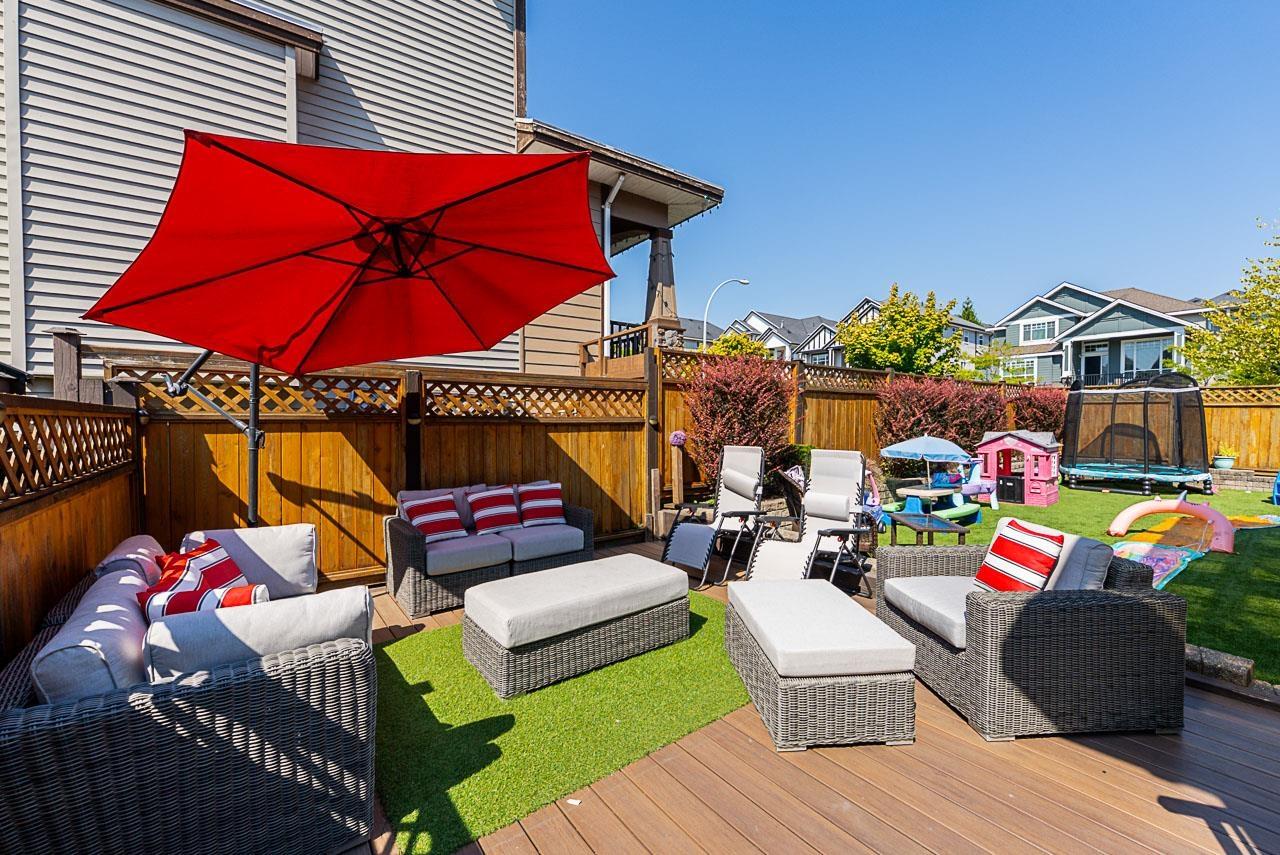 Photo 16 of 18938 54 A Avenue, Surrey BC