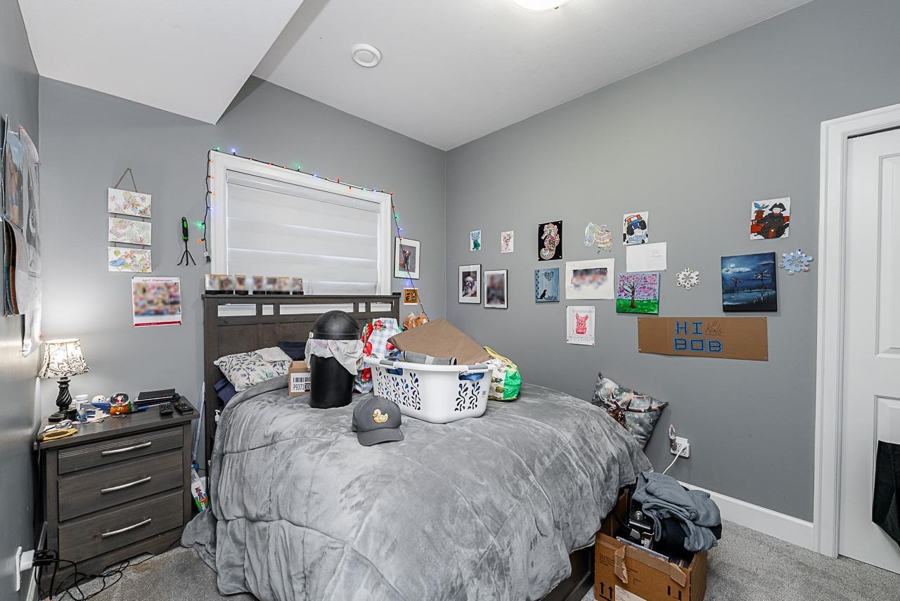 Photo 21 of 18938 54 A Avenue, Surrey BC