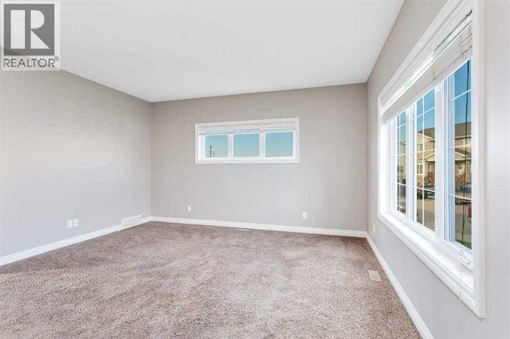 Photo 16 of 22 Ross Close, Sylvan Lake AB