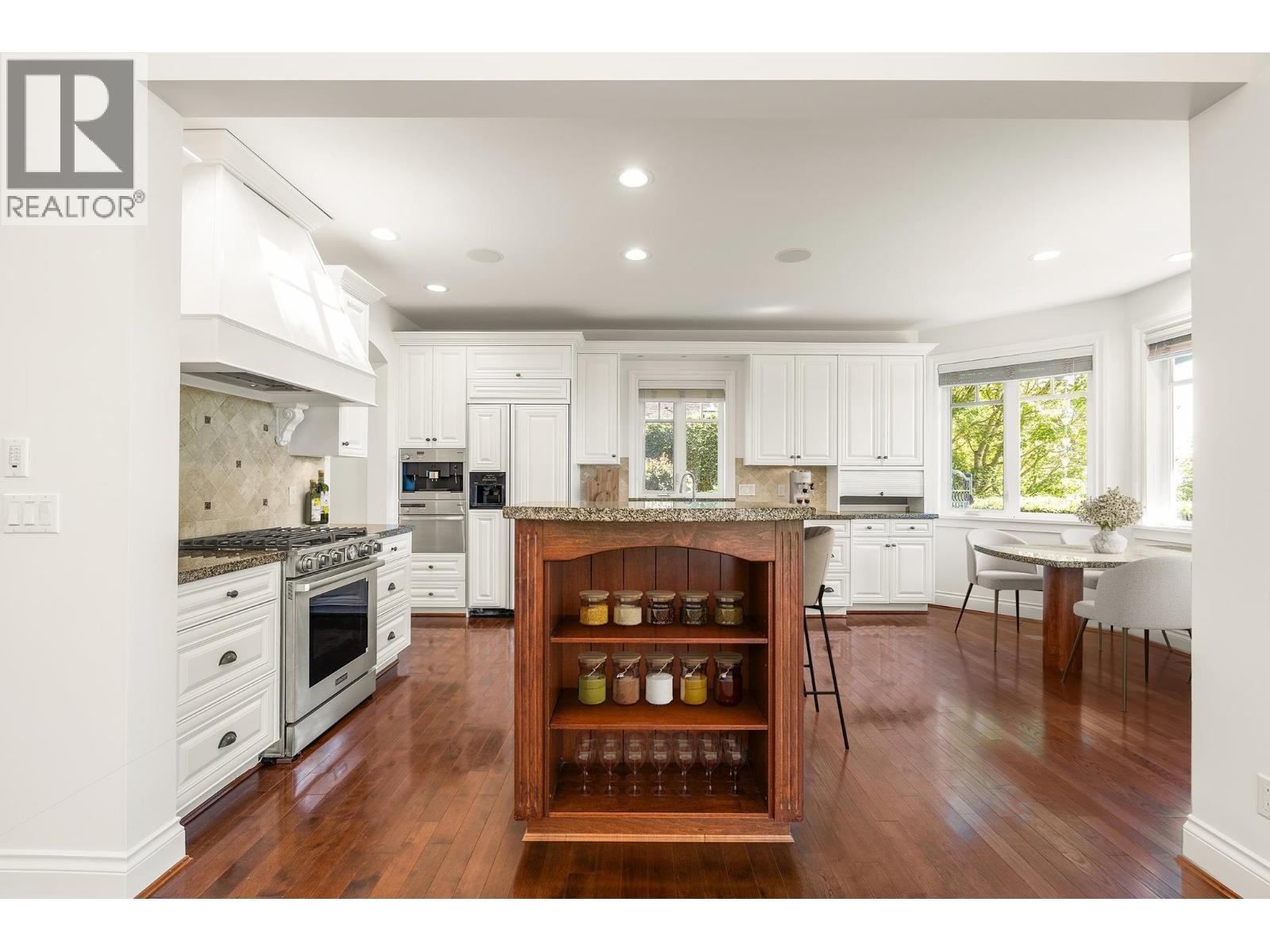 4848 VISTA PLACE, West Vancouver