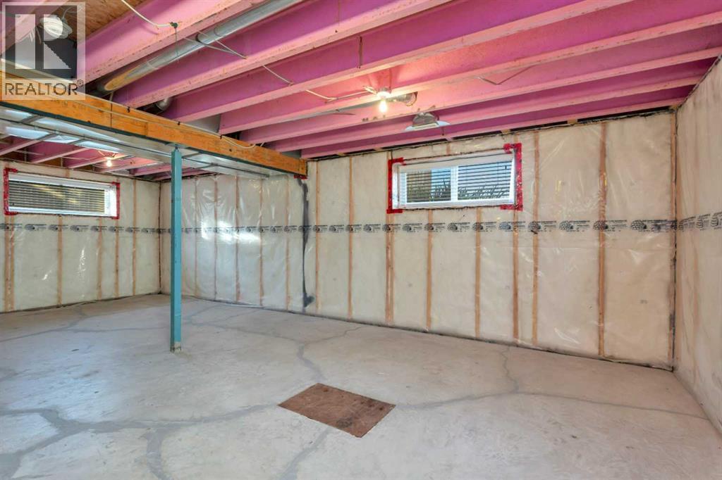 Photo 31 of 22 Ross Close, Sylvan Lake AB