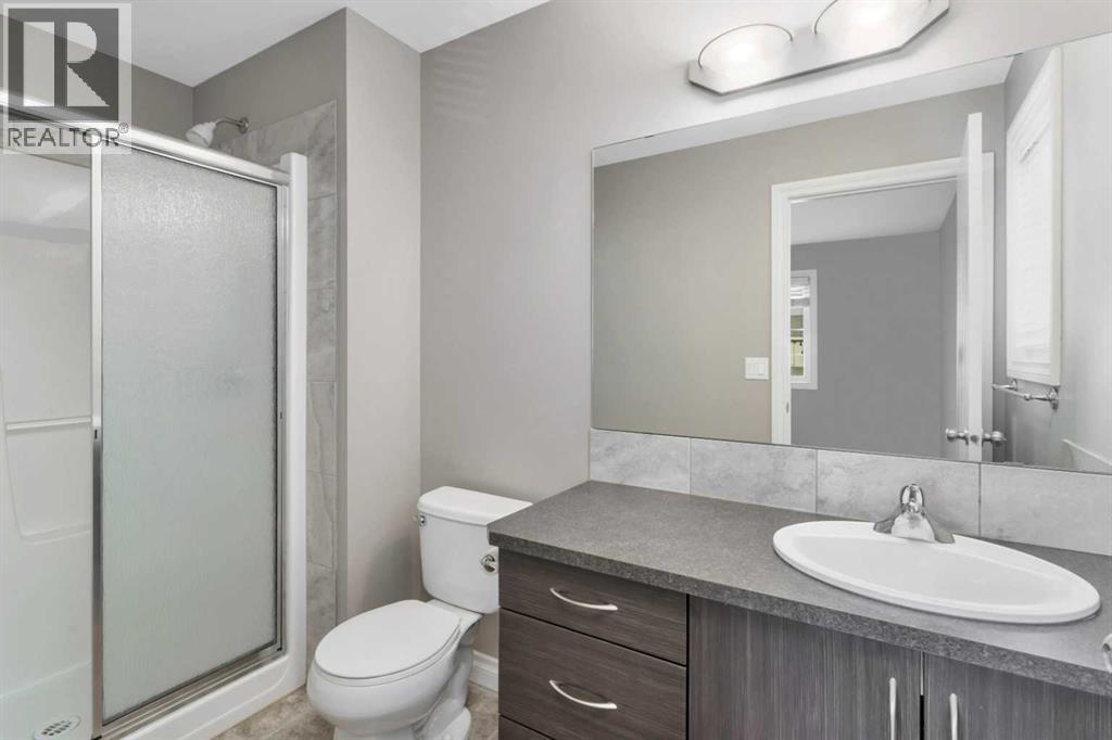Photo 19 of 22 Ross Close, Sylvan Lake AB