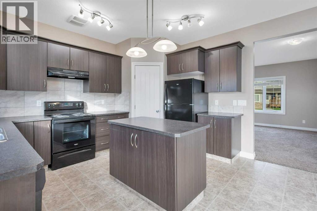 Photo 26 of 22 Ross Close, Sylvan Lake AB