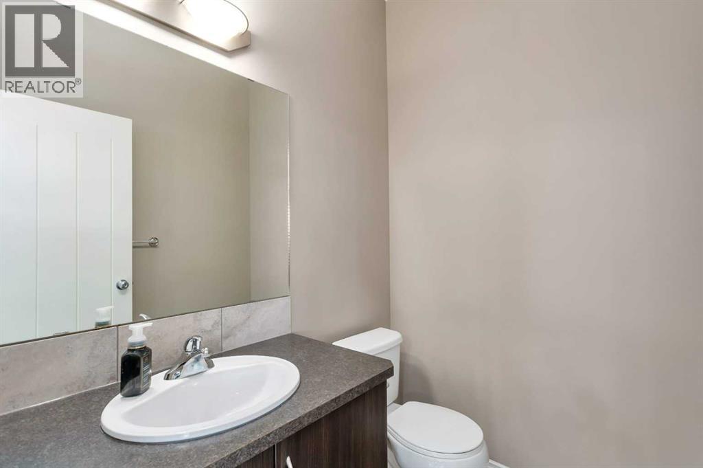Photo 35 of 22 Ross Close, Sylvan Lake AB