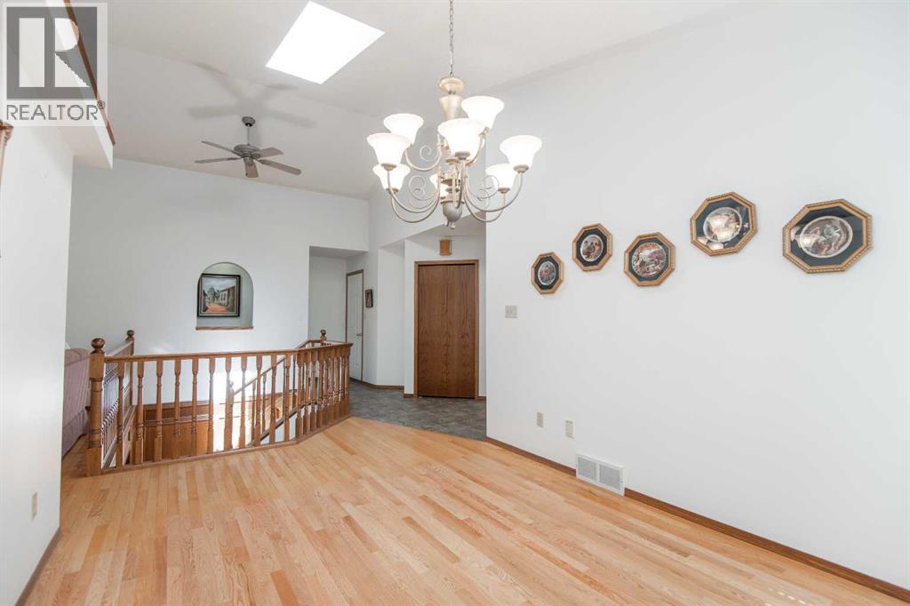 Photo 15 of 86 Dobler Avenue, Red Deer AB