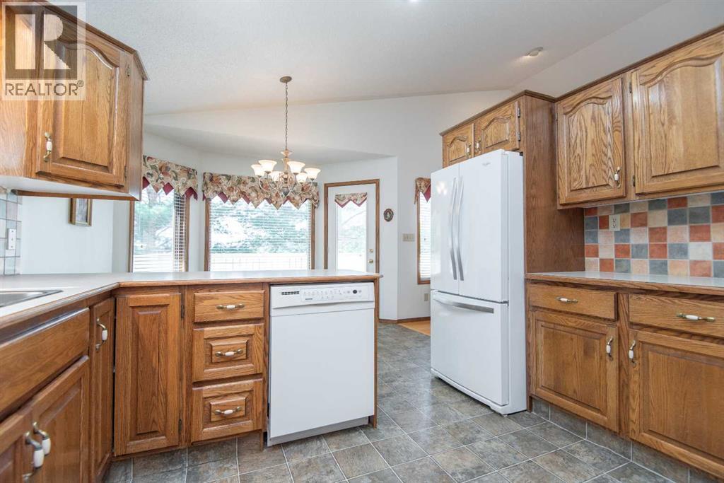 Photo 18 of 86 Dobler Avenue, Red Deer AB