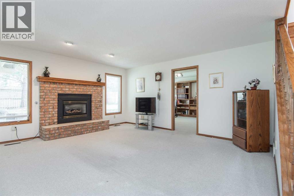 Photo 39 of 86 Dobler Avenue, Red Deer AB