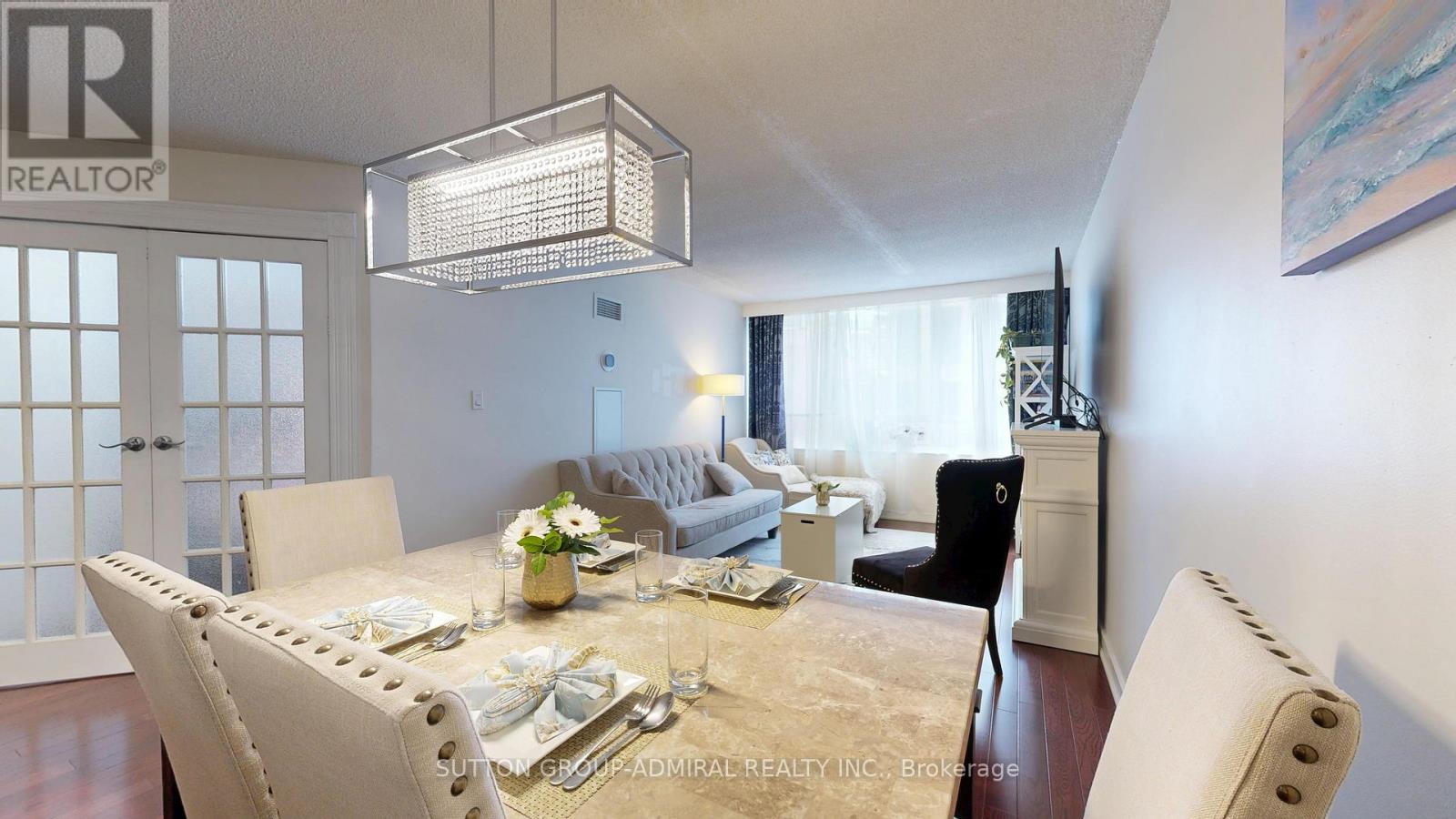 Photo 1 of 201 633 Bay Street, Toronto ON