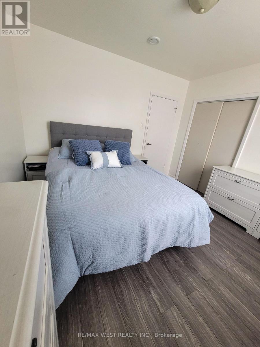 Photo 9 of Main 1002 Warden Avenue, Toronto ON