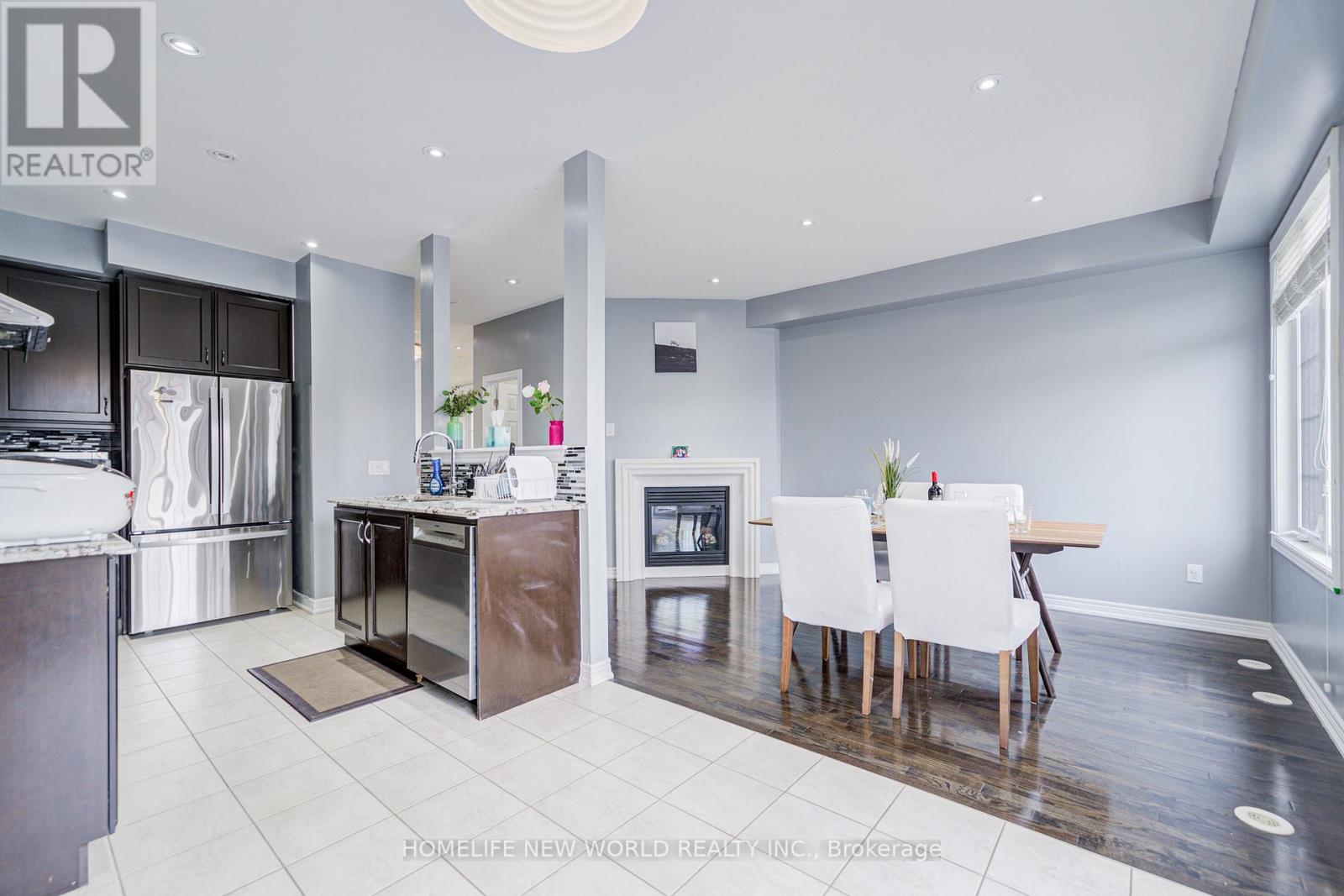Photo 19 of 14 Highbury Court, Markham ON