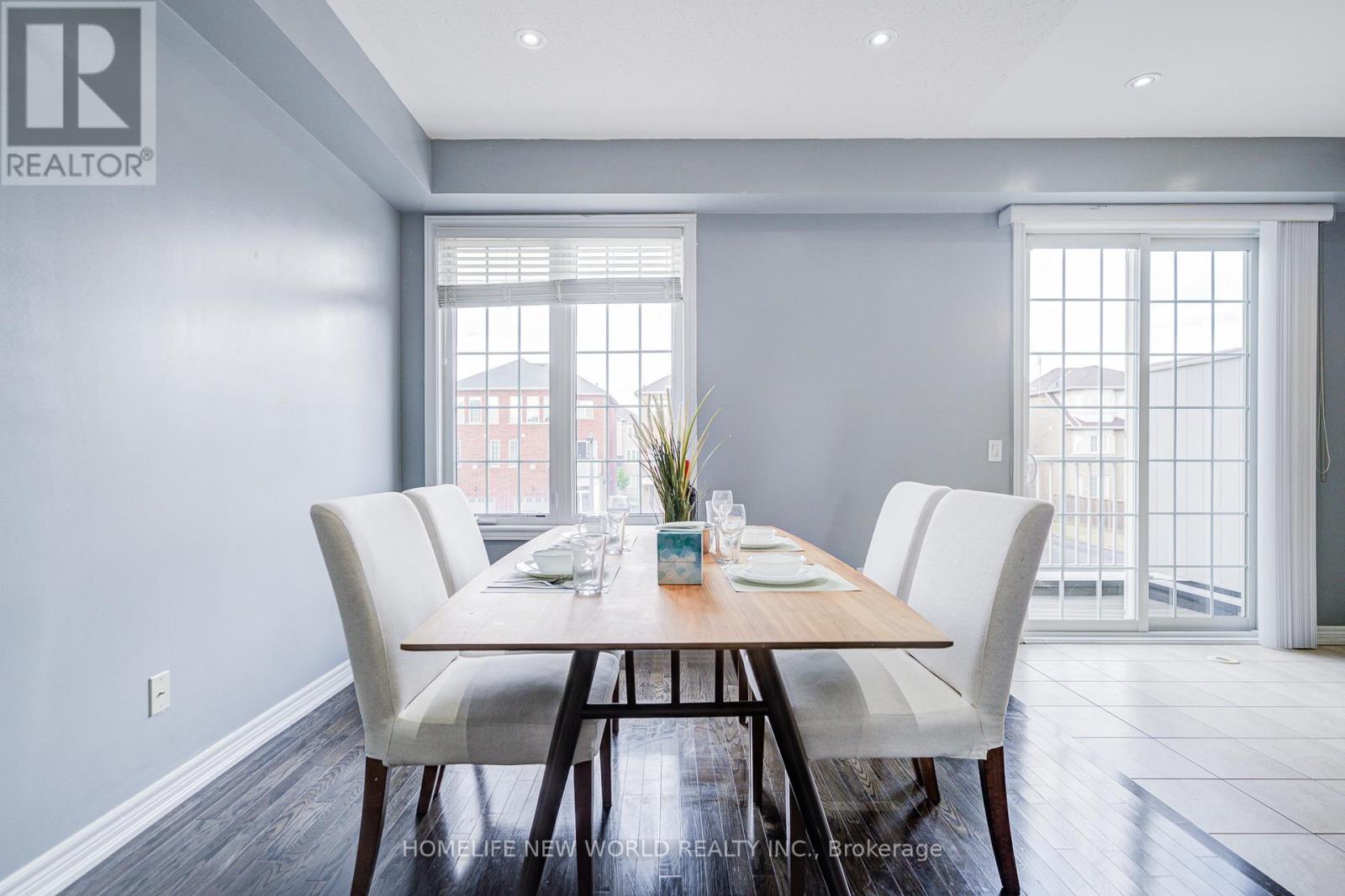 Photo 22 of 14 Highbury Court, Markham ON