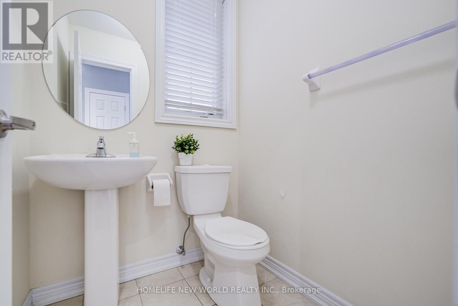Photo 24 of 14 Highbury Court, Markham ON