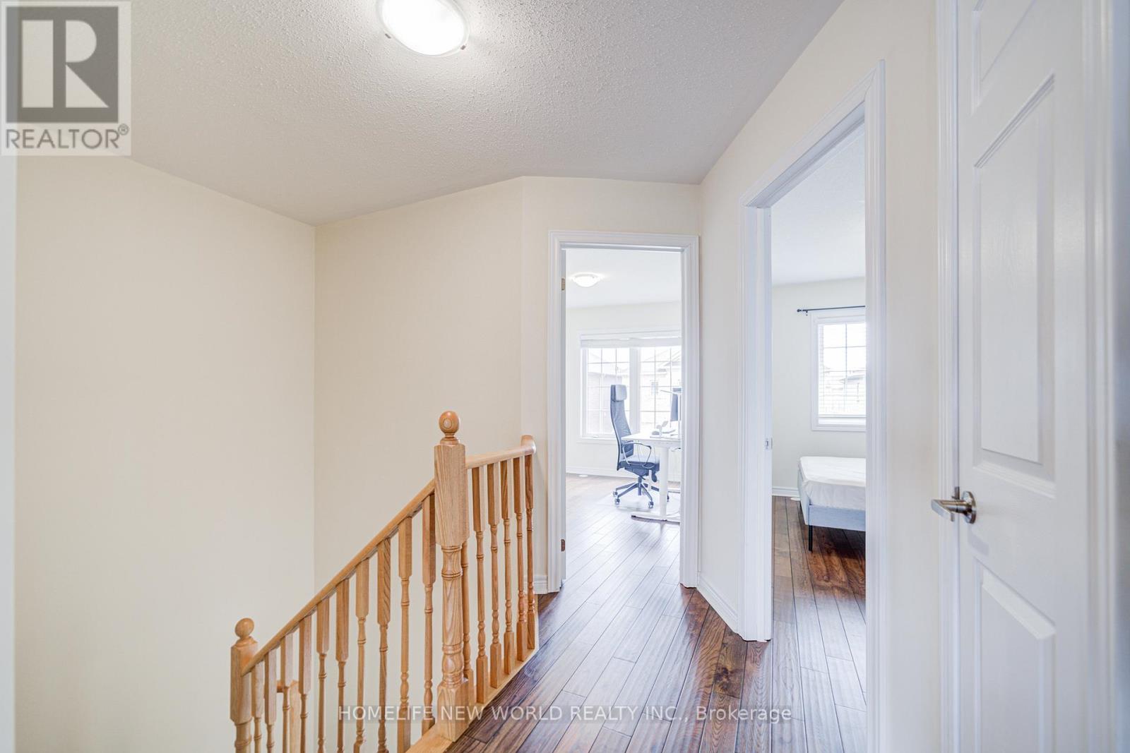 Photo 28 of 14 Highbury Court, Markham ON