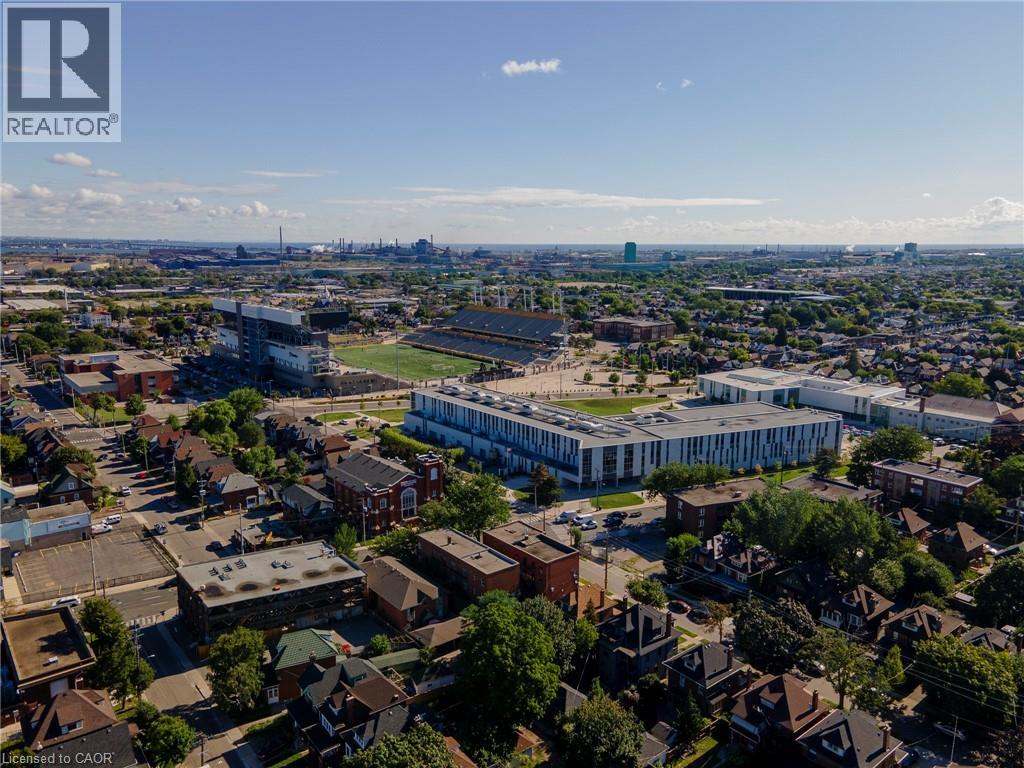 Photo 28 of 36 Spadina Avenue, Hamilton ON