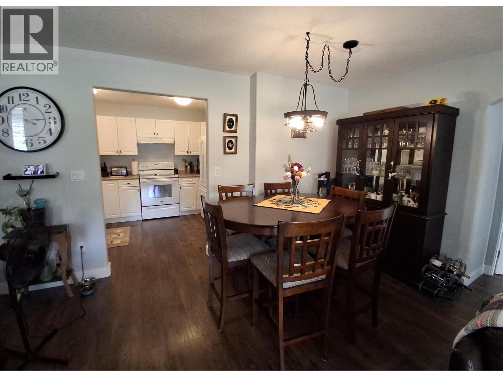 743 Okanagan Avenue Unit# 301, Chase