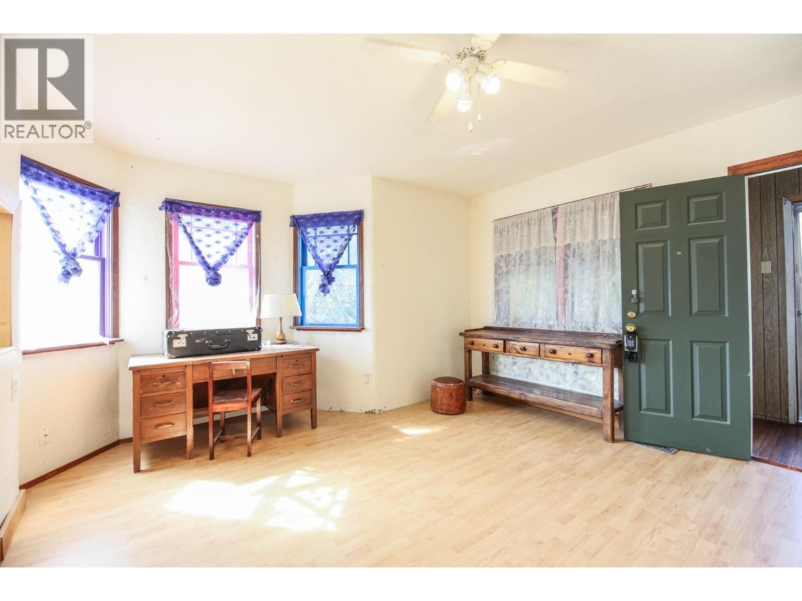 8011 87th Street, Osoyoos