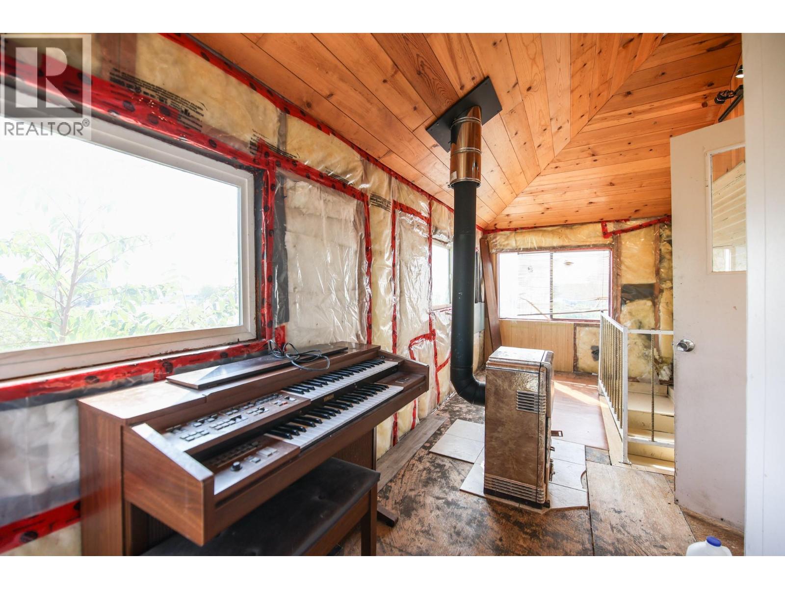 8011 87th Street, Osoyoos