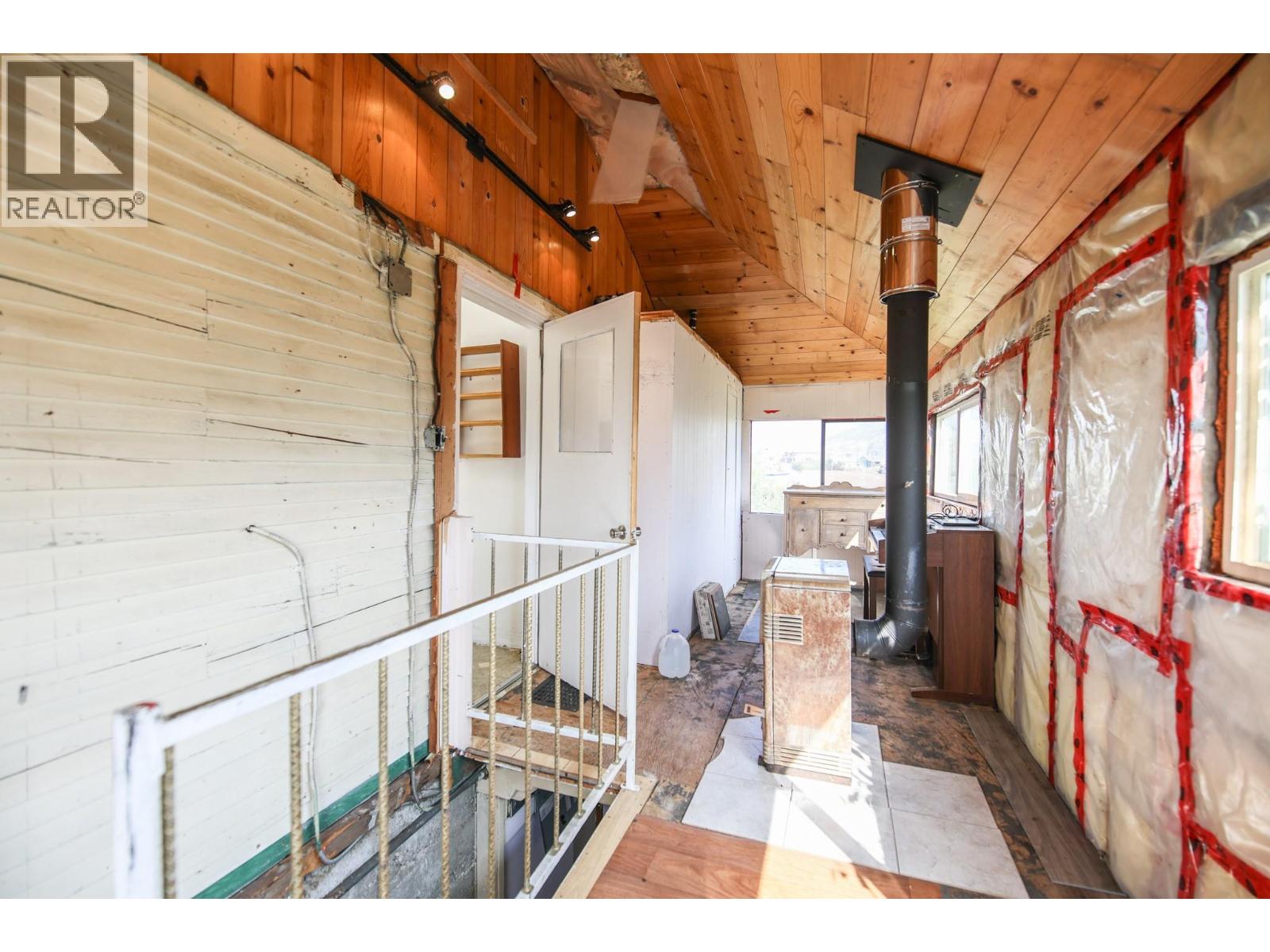 8011 87th Street, Osoyoos