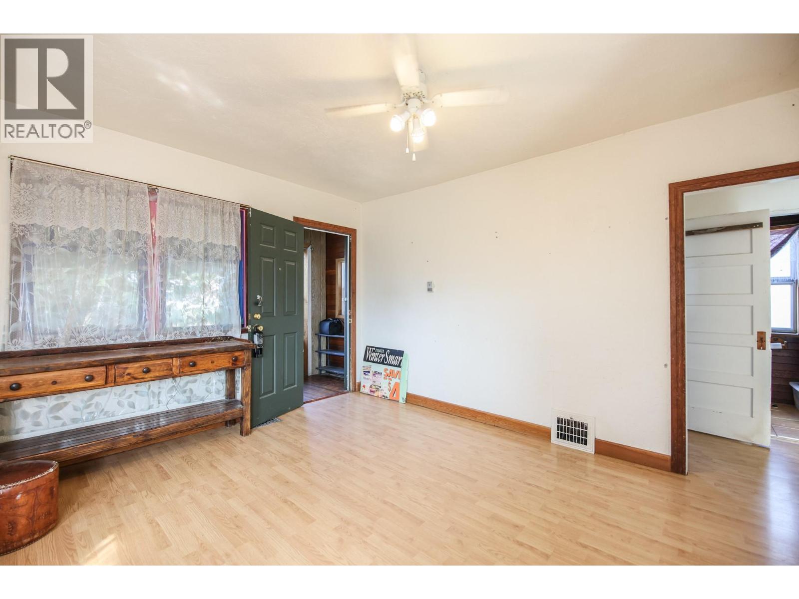 8011 87th Street, Osoyoos