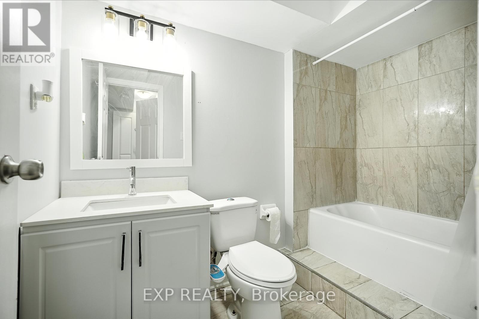 Photo 15 of 387 Archdekin Drive, Brampton ON