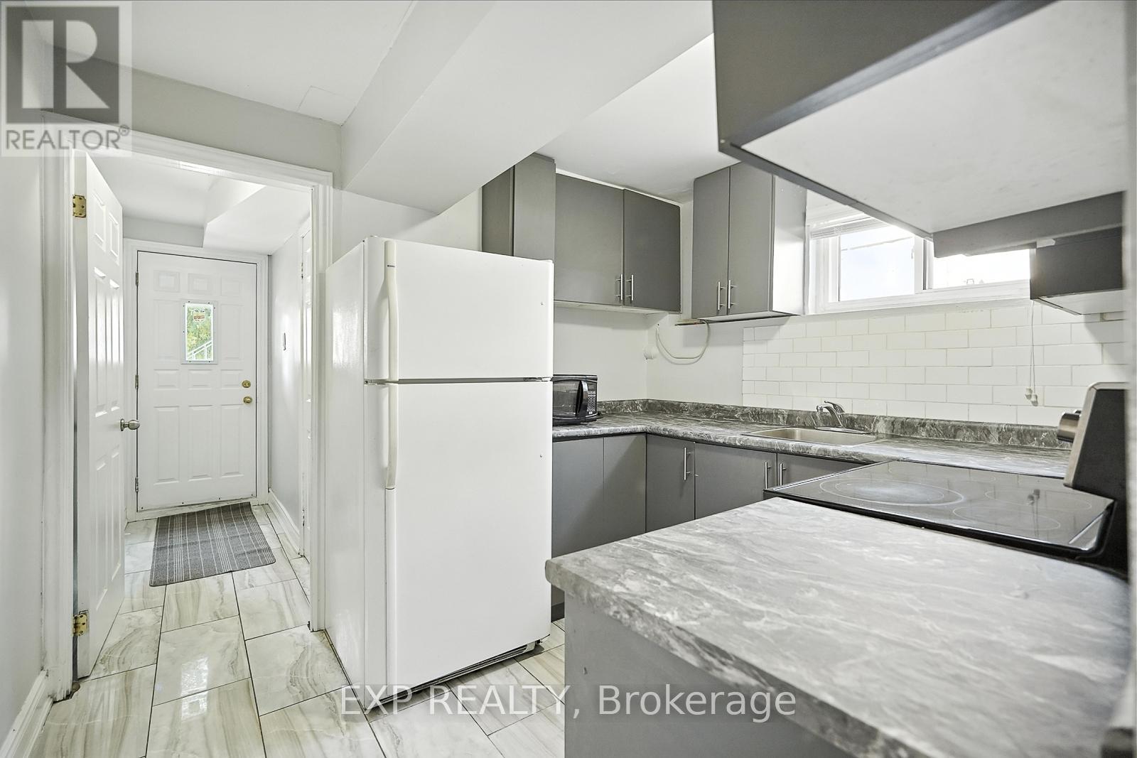 Photo 26 of 387 Archdekin Drive, Brampton ON